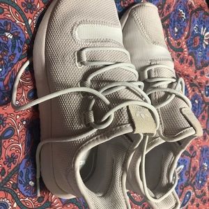 Children’s Reebok’s light lilac color